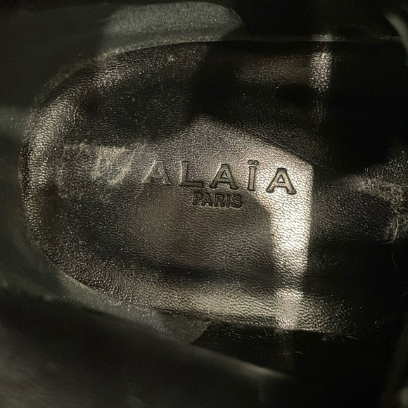 Alaia Patent Leather/Velvet Ankle Boots - Picture 14 of 16